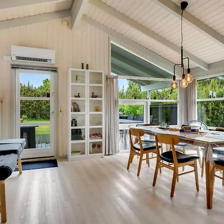 Windelgard - From The Sea By Interhome * Hals