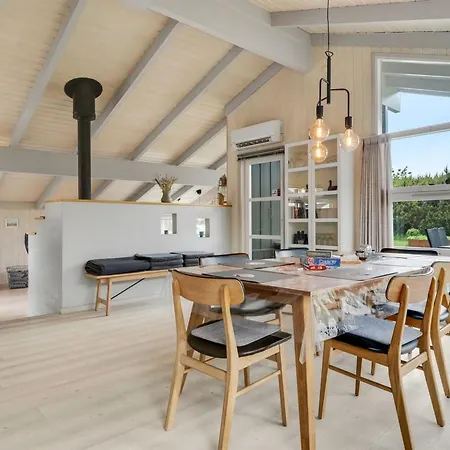Windelgard - From The Sea By Interhome