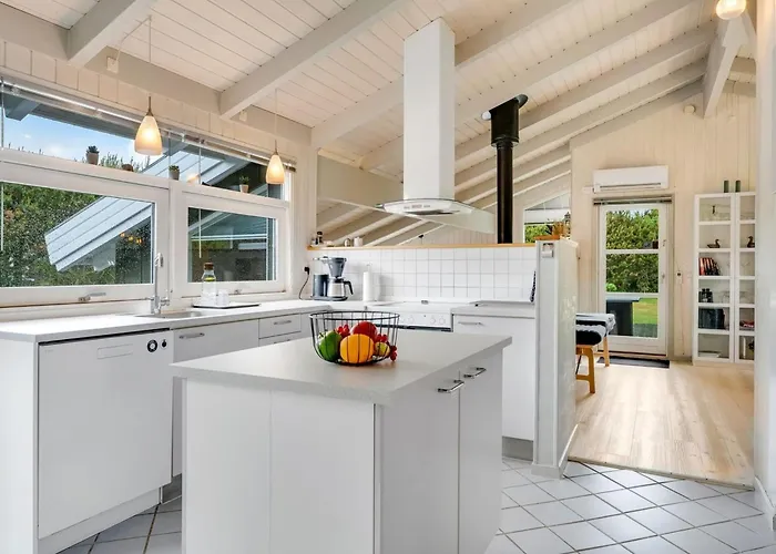 Windelgard - From The Sea By Interhome Халс